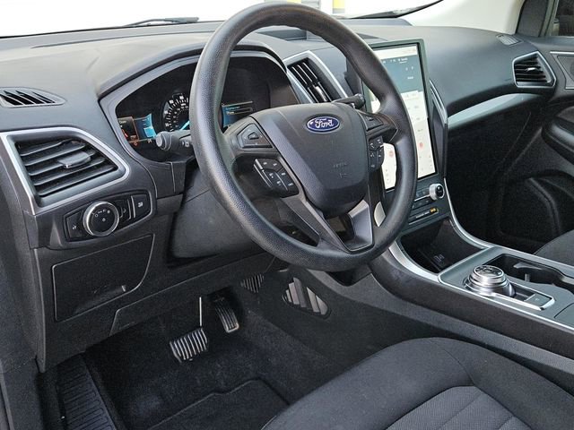 Used 2024 Ford Edge SE w/ Black Appearance Package AWD/4WD image 29