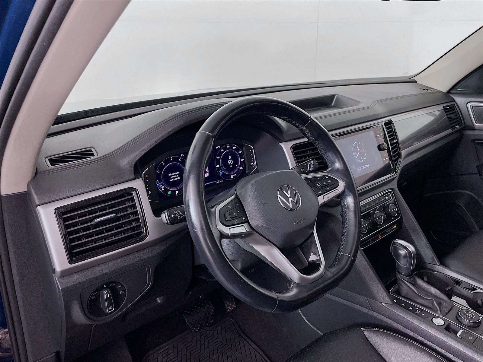 Used 2021 Volkswagen Atlas SEL image 13