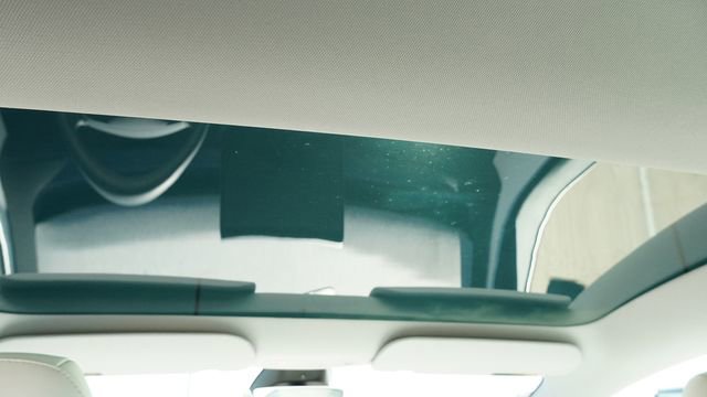 Used 2025 Tesla Model 3 Long Range image 17