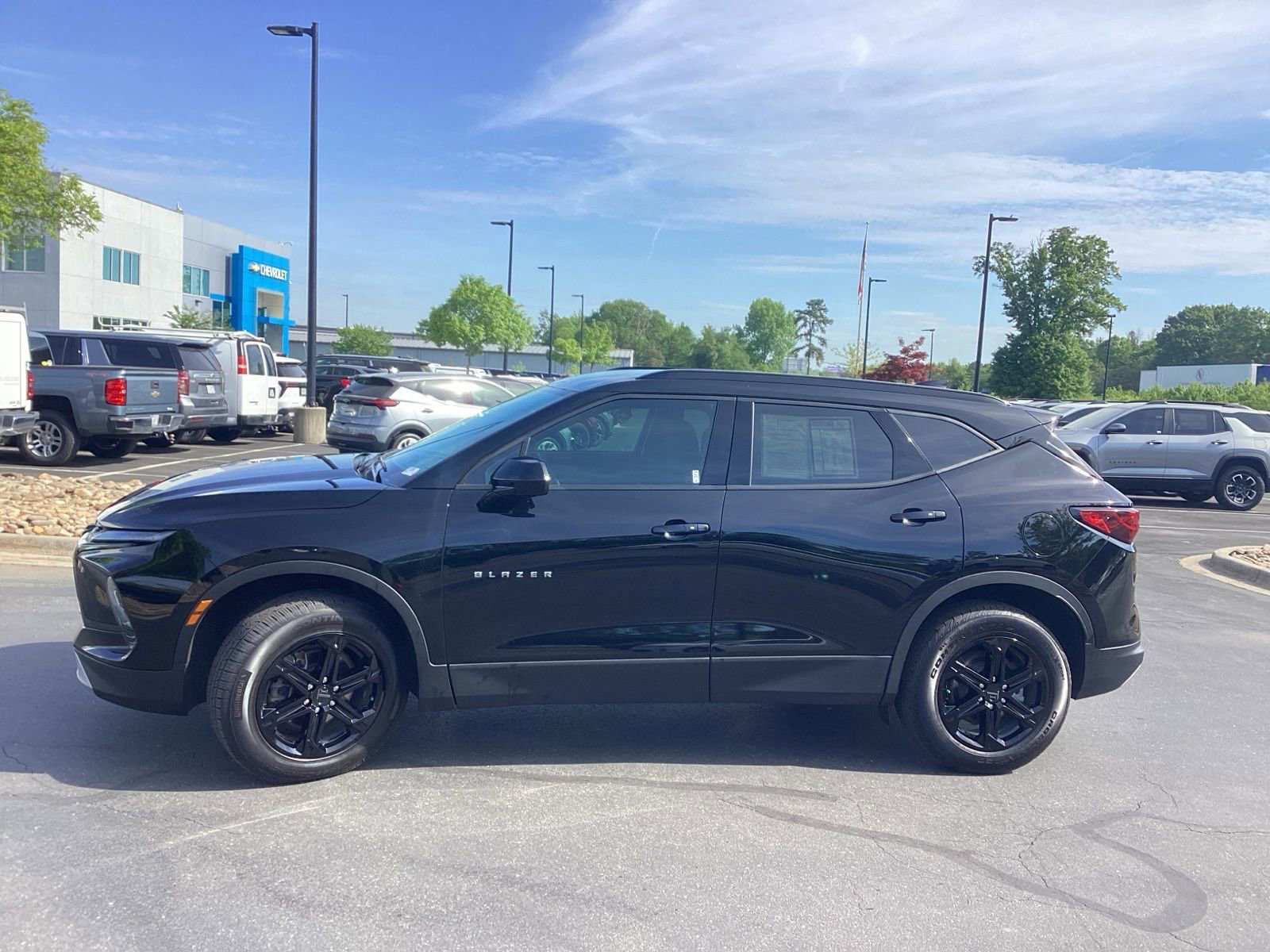 Used 2024 Chevrolet Blazer LT w/ Convenience Package image 6