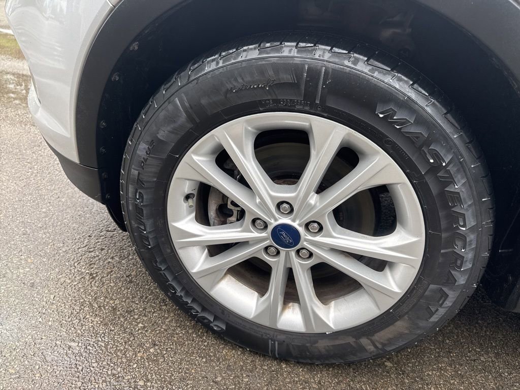 Used 2018 Ford Escape SE AWD/4WD image 9