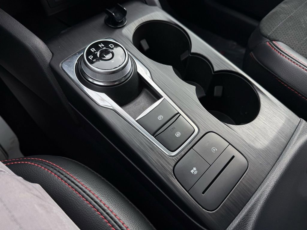 Used 2022 Ford Escape SEL w/ SEL Stealth AWD Package image 21