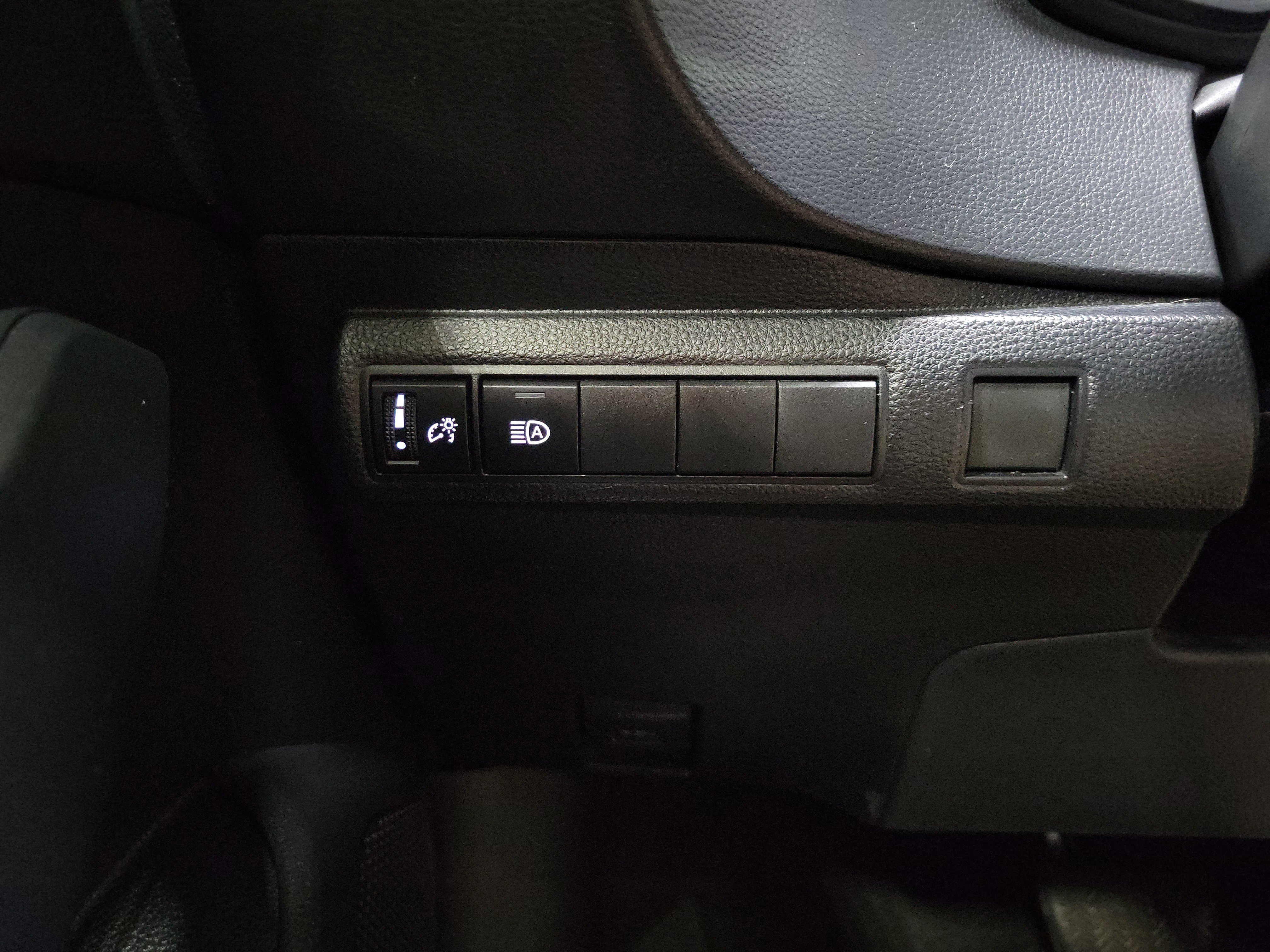 Used 2023 Toyota Corolla LE FWD image 22