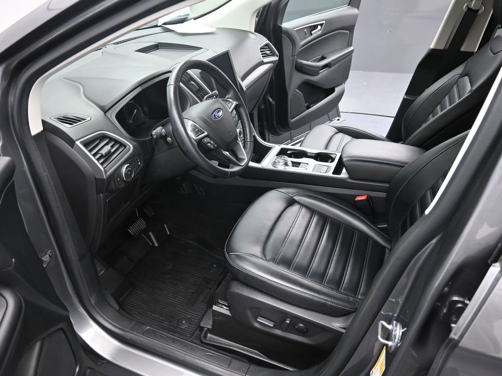 Used 2022 Ford Edge SEL w/ Convenience Package image 11