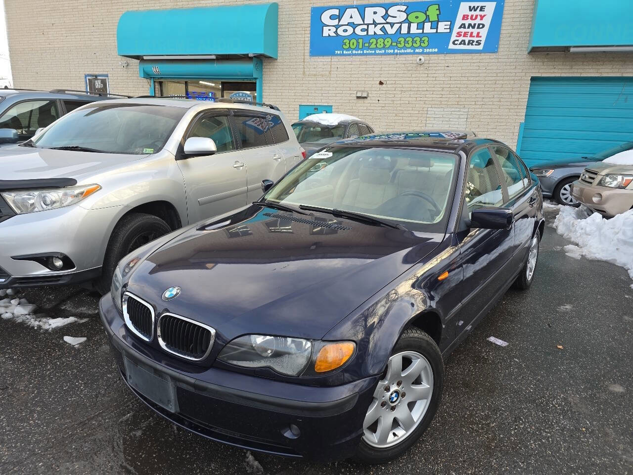 Used 2002 BMW 325xi Sedan image 3