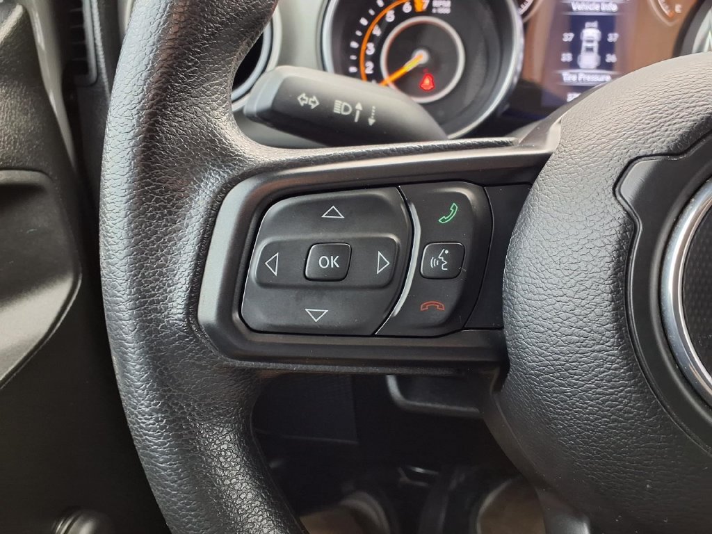 Used 2023 Jeep Gladiator Sport AWD/4WD image 13
