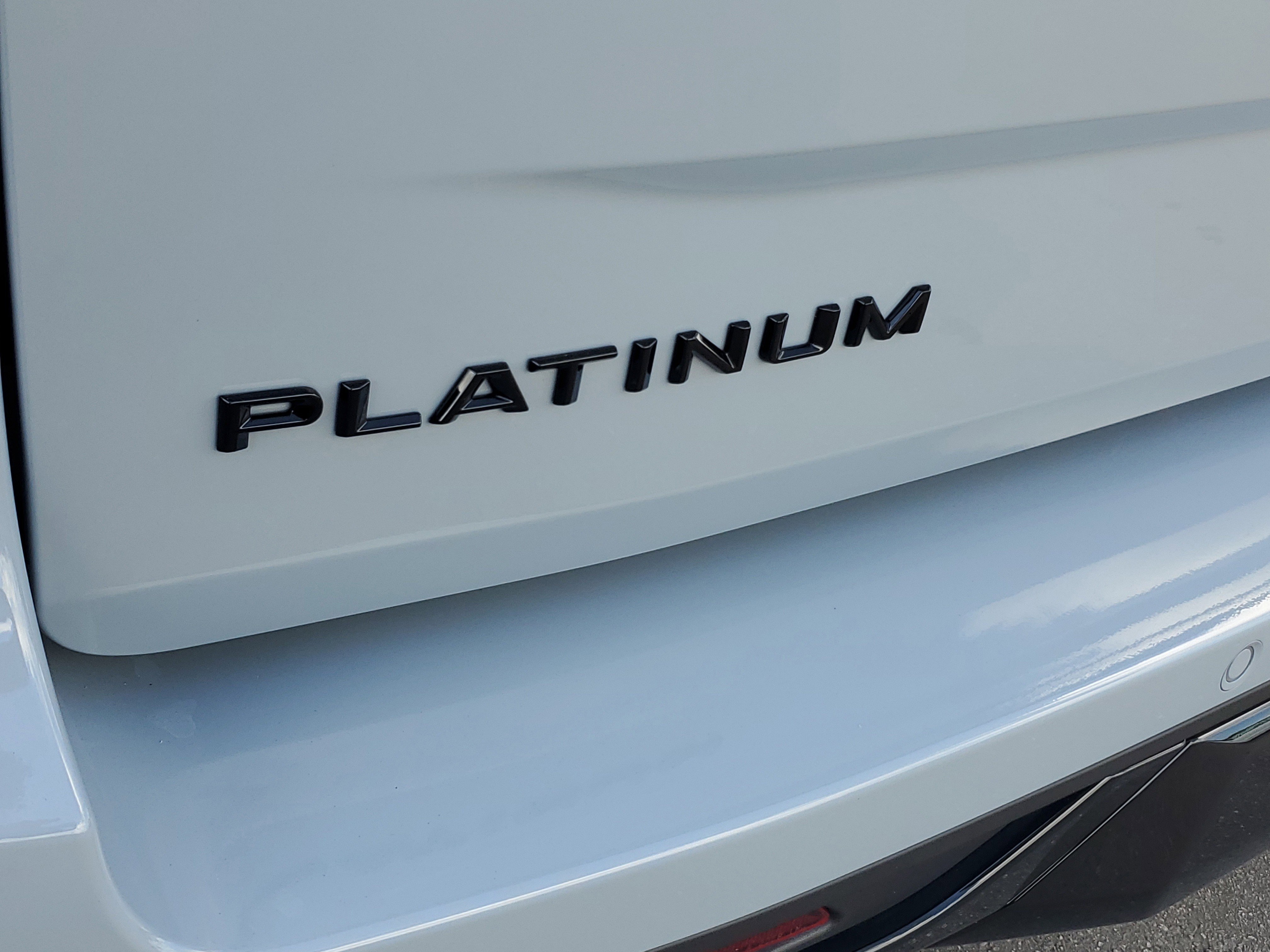 New 2026 Ford Expedition Platinum w/ Stealth Performance Package image 8