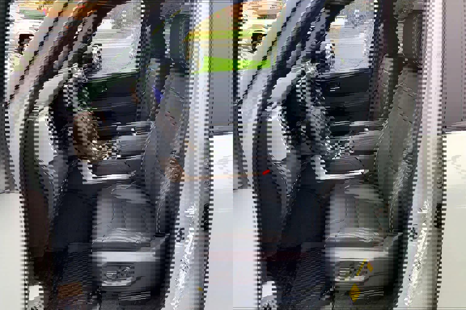 New 2026 Toyota Tundra Limited image 9