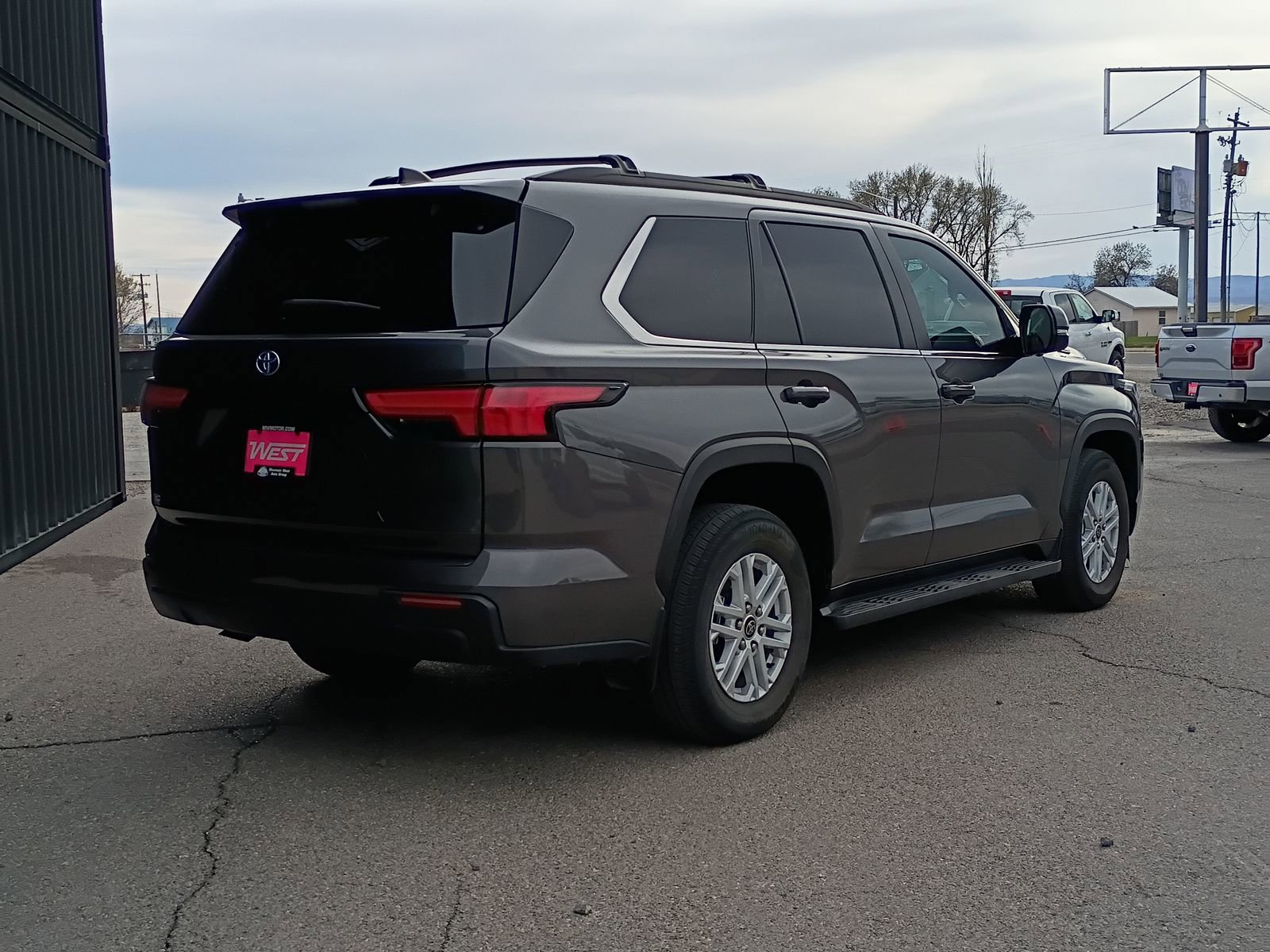 Used 2024 Toyota Sequoia SR5 w/ SR5 Premium Package image 7