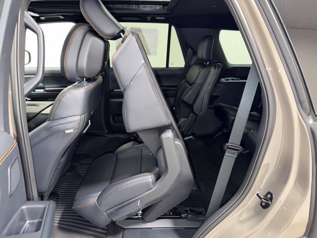 New 2027 Ford Expedition Tremor w/ Driver's Package AWD/4WD image 34