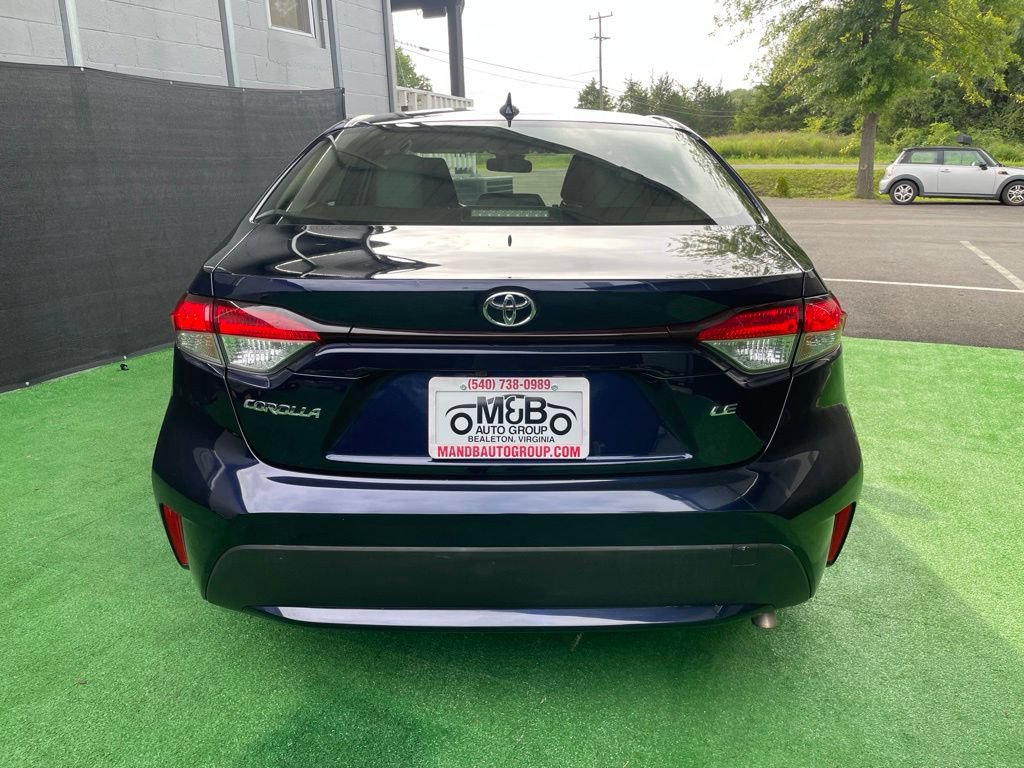 Used 2020 Toyota Corolla LE FWD image 4