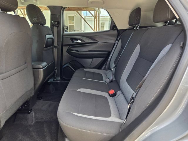 Used 2025 Chevrolet TrailBlazer LT AWD/4WD image 25