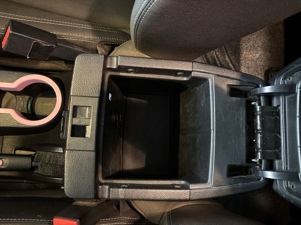 Used 2015 Jeep Wrangler Unlimited Sahara w/ Dual Top Group AWD/4WD image 44