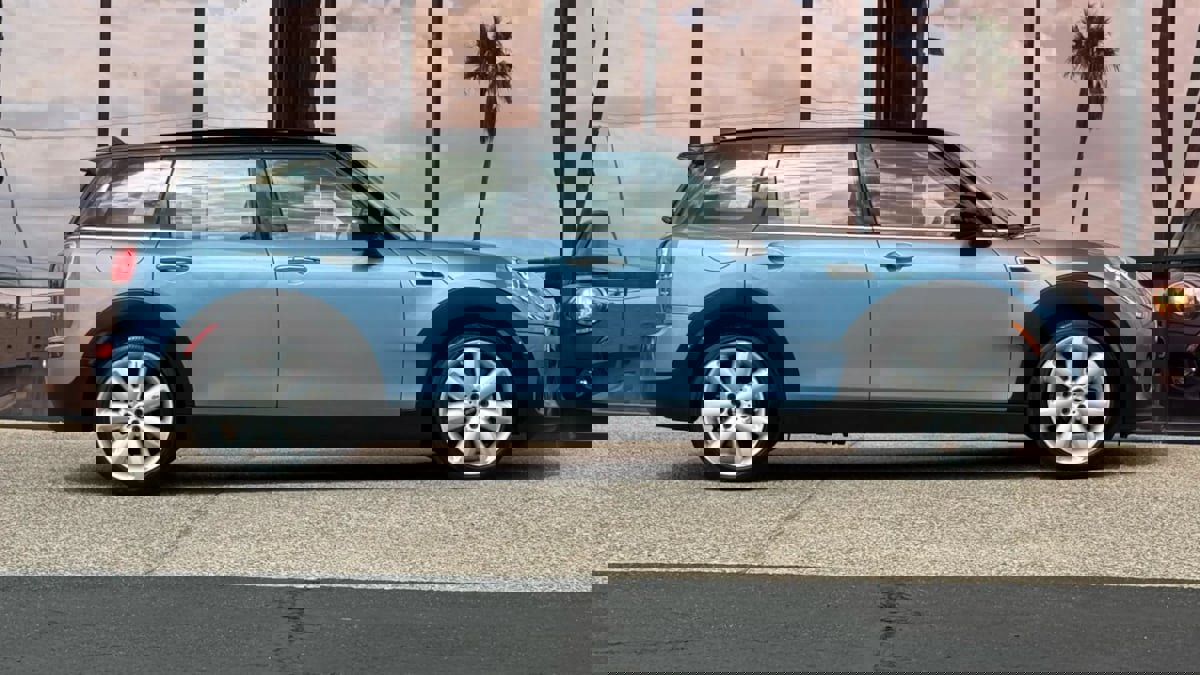 Used 2016 MINI Cooper Clubman image 16