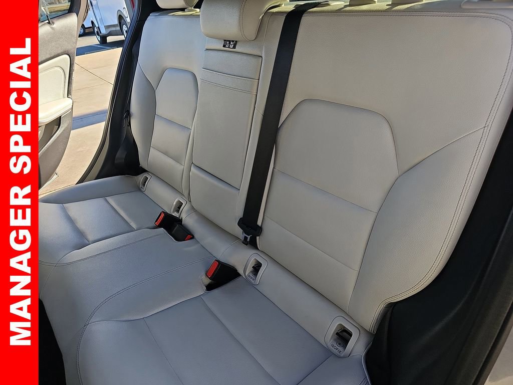 Used 2018 Mercedes-Benz GLA 250 image 14