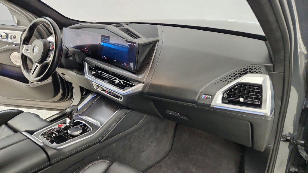Used 2023 BMW XM AWD/4WD image 49