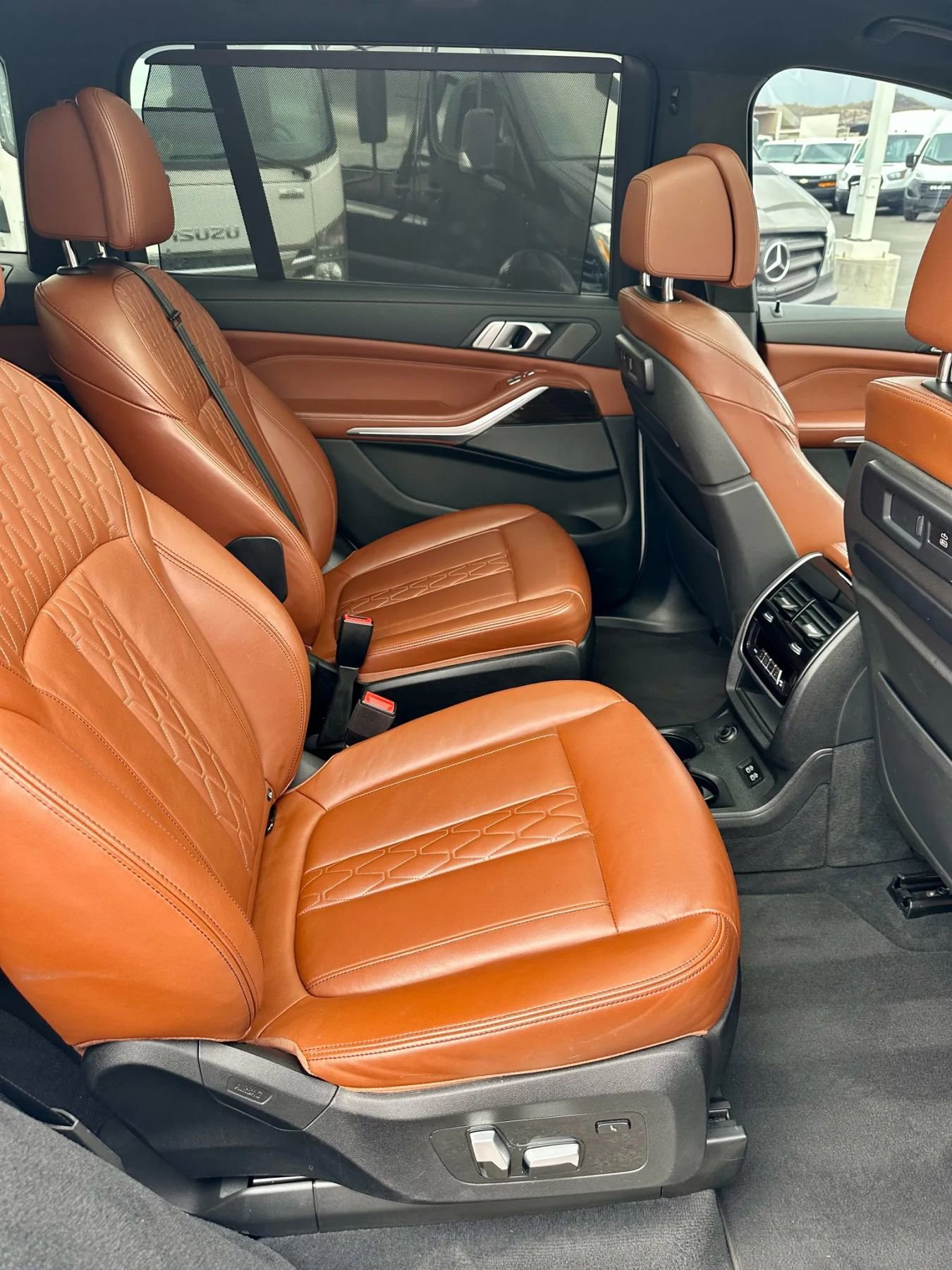 Used 2021 BMW X7 M50i w/ Dynamic Handling Package image 10