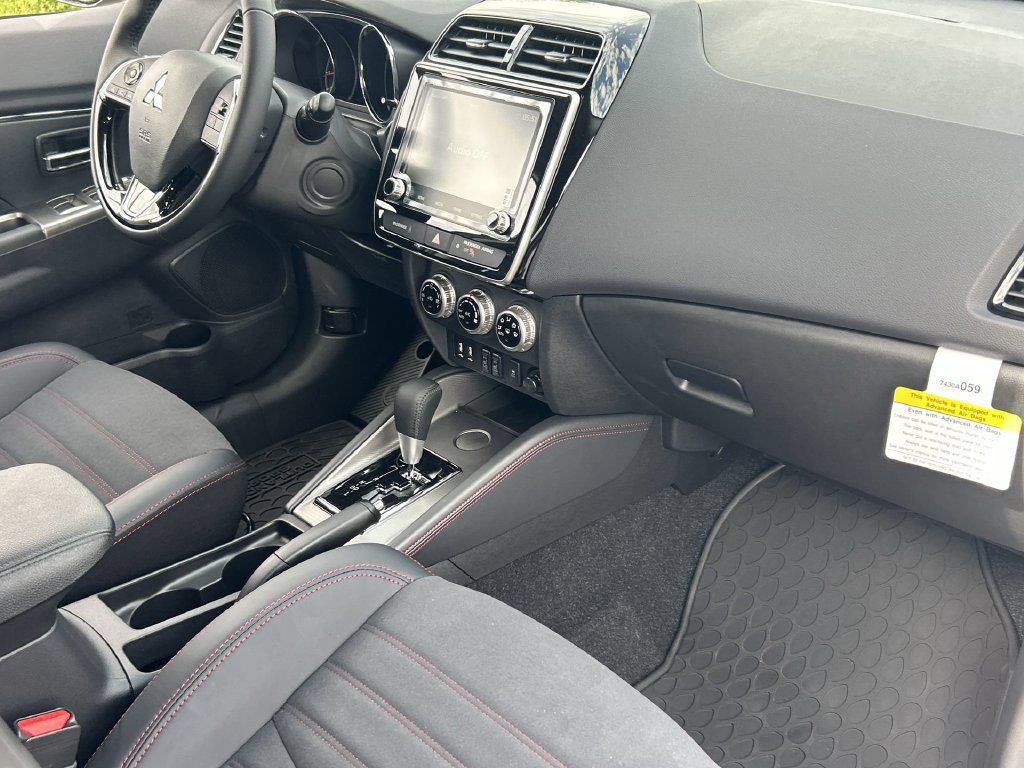 New 2027 Mitsubishi Outlander Sport SE FWD image 22