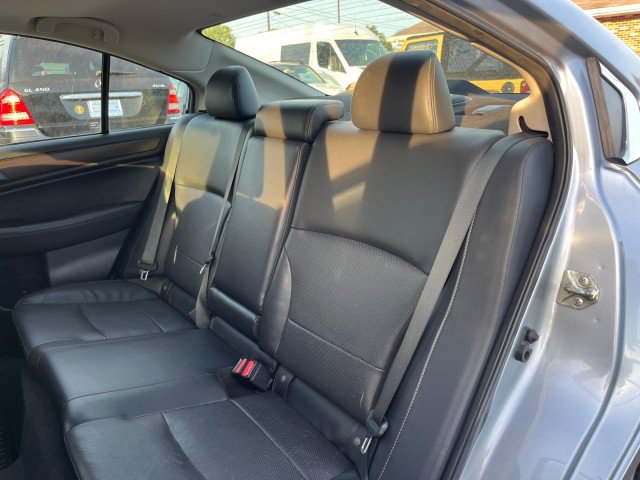 Used 2015 Subaru Legacy 2.5i Limited AWD/4WD image 9
