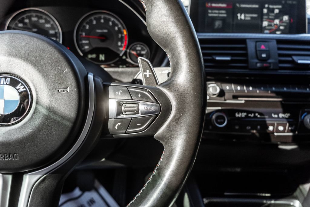 Used 2018 BMW M4 Coupe RWD image 23
