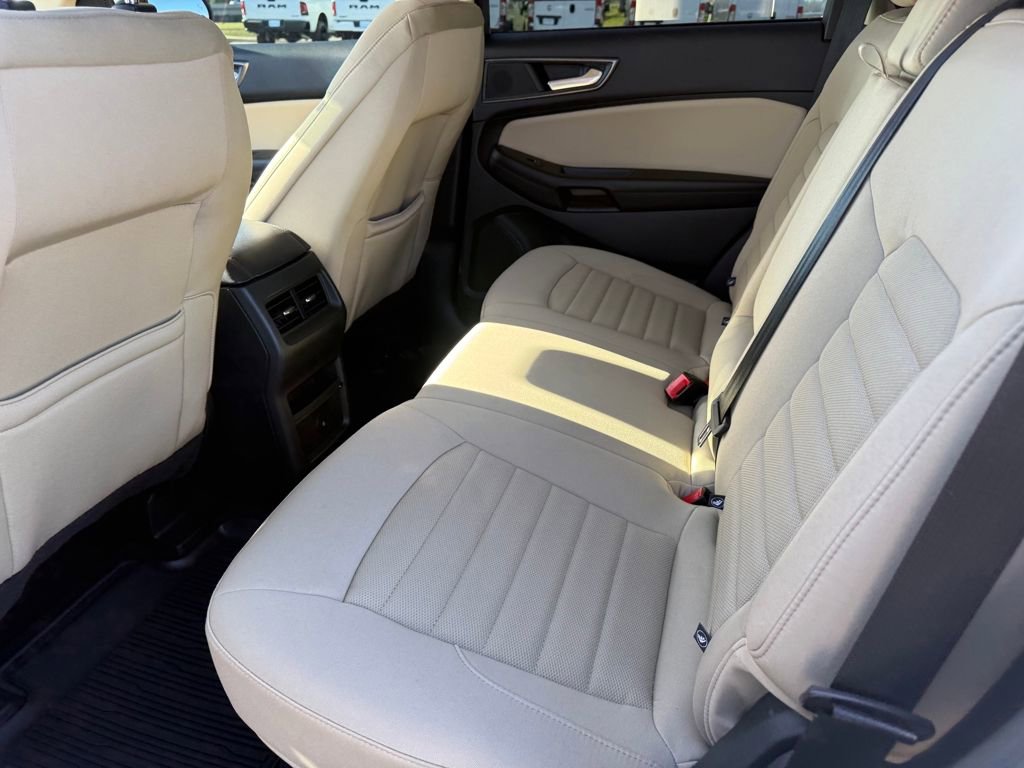 Used 2024 Ford Edge SE AWD/4WD image 25