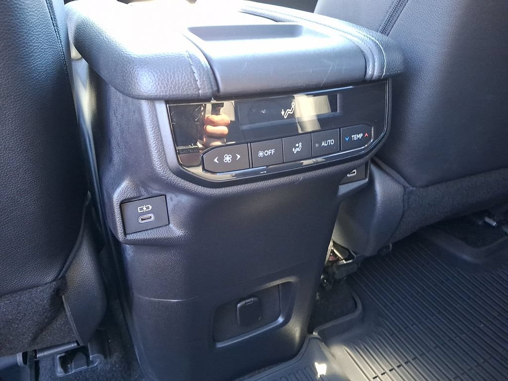 Certified 2025 Toyota Grand Highlander AWD image 11