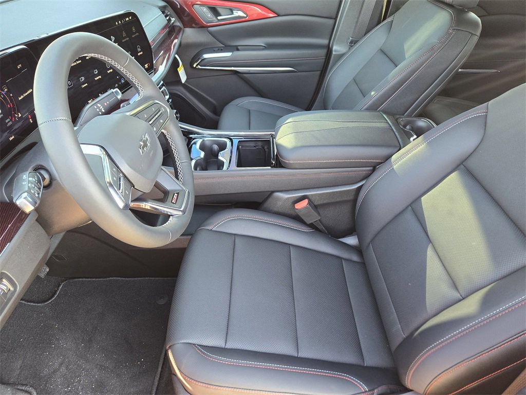 New 2026 Chevrolet Traverse Z71 w/ Driver Confidence Package image 5