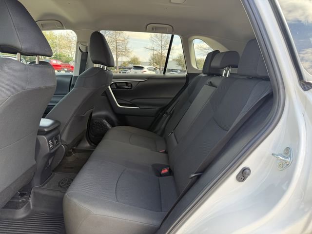 Used 2025 Toyota RAV4 LE image 25
