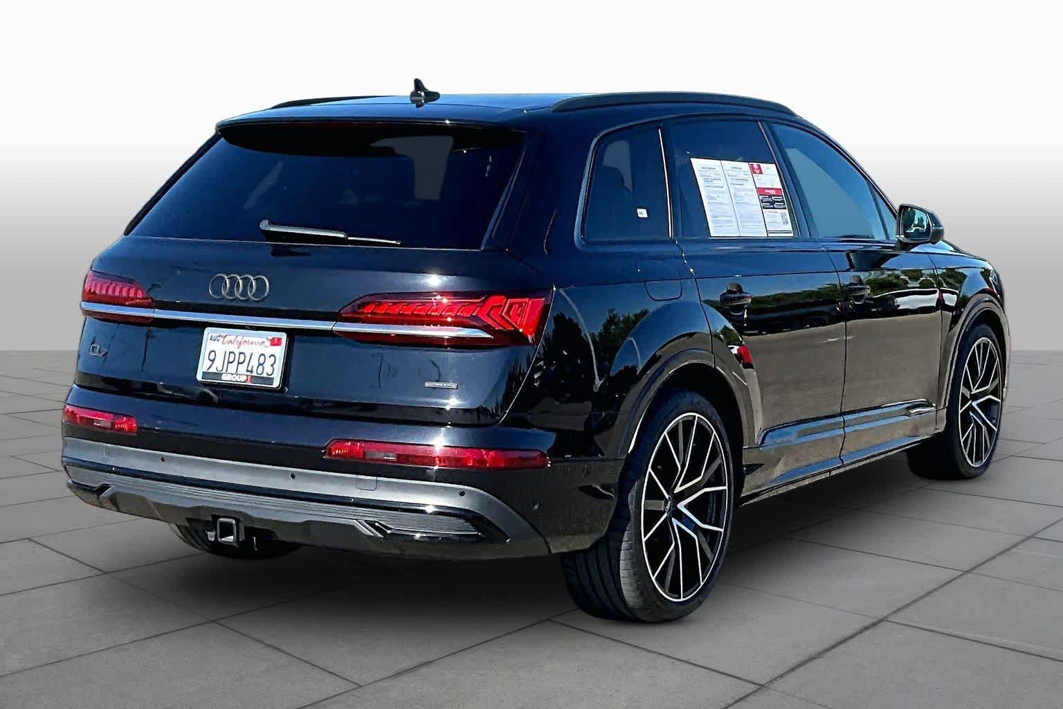 Used 2021 Audi Q7 3.0T Prestige w/ Prestige Package AWD/4WD image 12