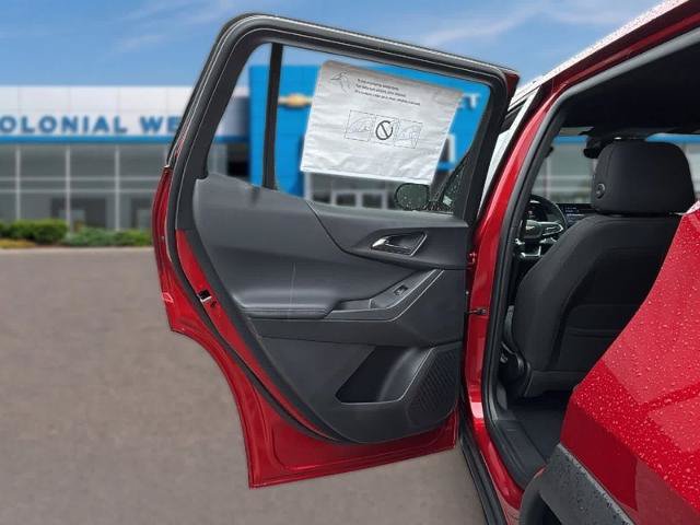 New 2026 Chevrolet Equinox LT w/ Safety and Technology Package AWD/4WD image 30