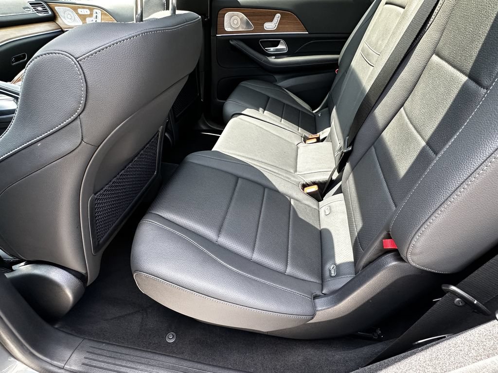 Certified 2025 Mercedes-Benz GLS 450 4MATIC w/ AMG Line Exterior image 25
