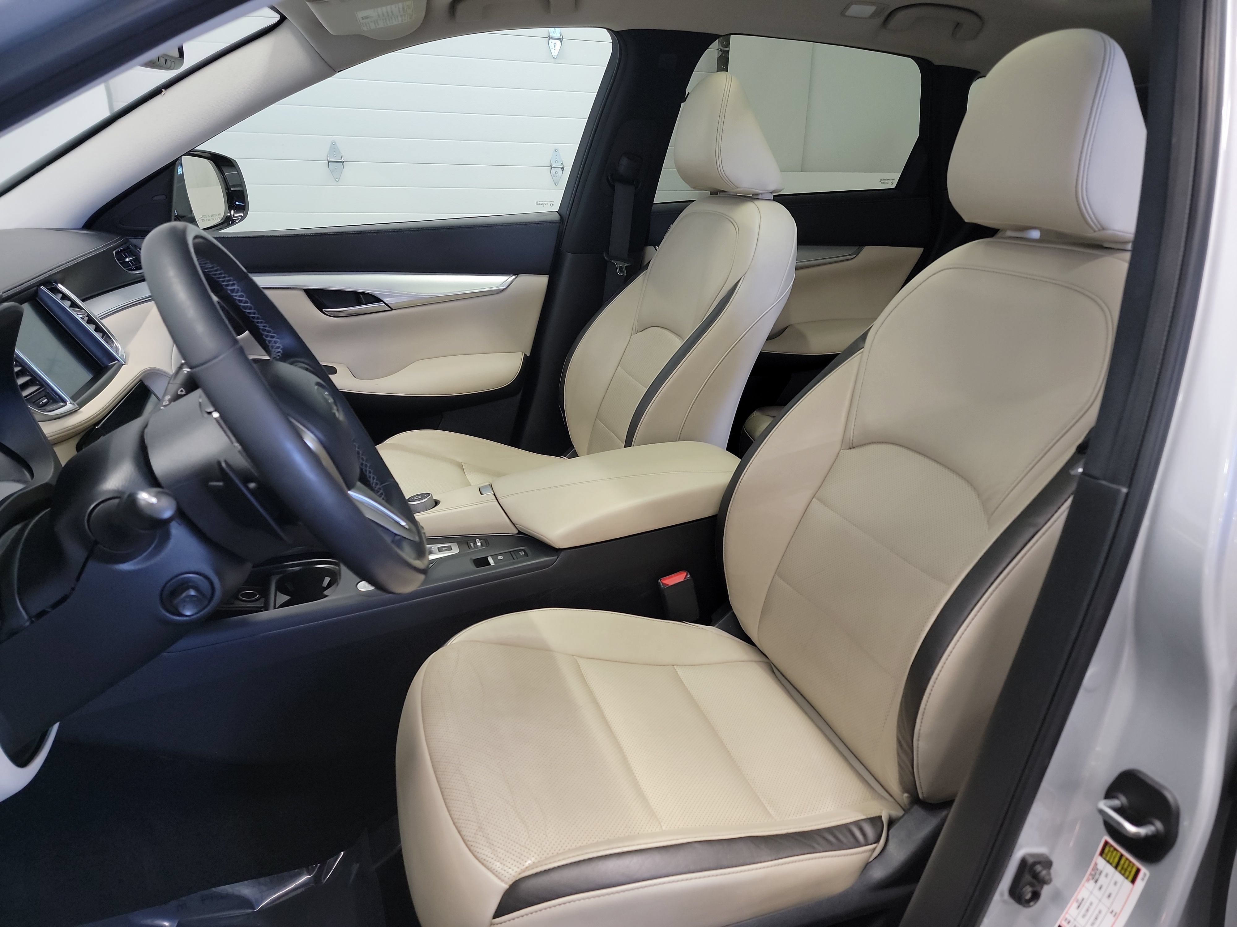 Used 2020 INFINITI QX50 Essential AWD/4WD image 12
