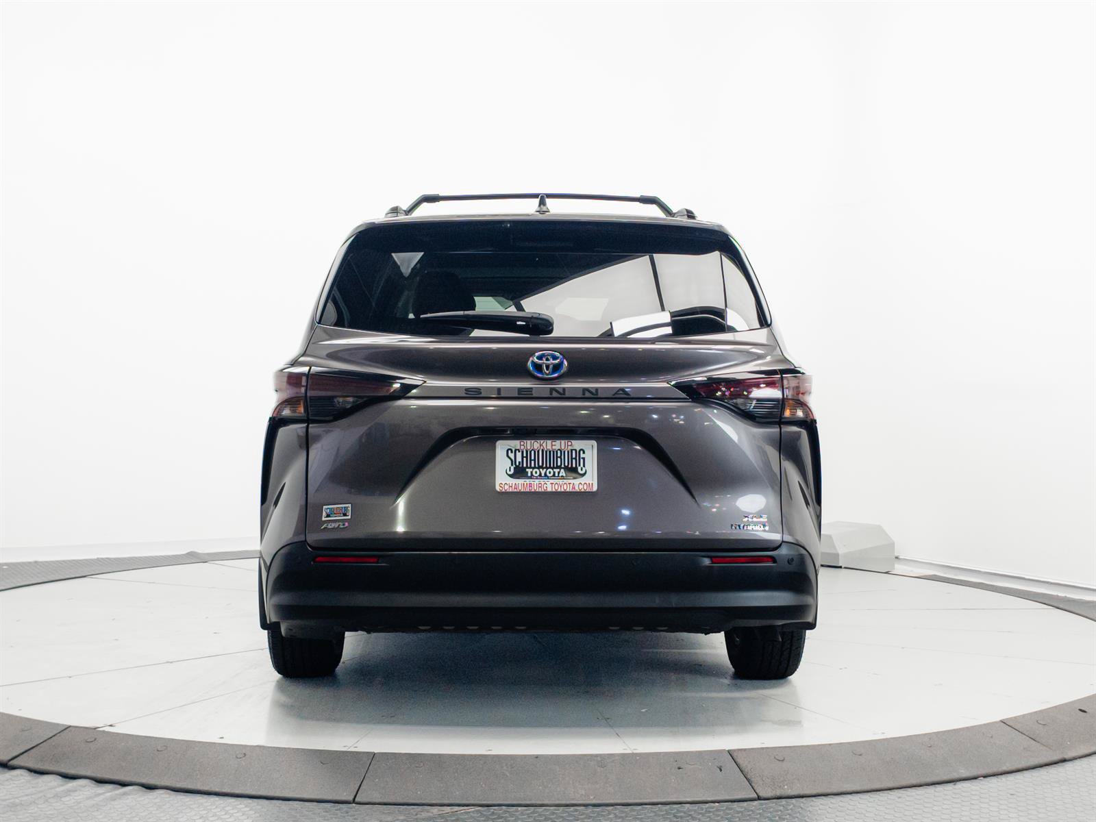 Certified 2024 Toyota Sienna XLE w/ XLE Plus Package AWD/4WD image 11