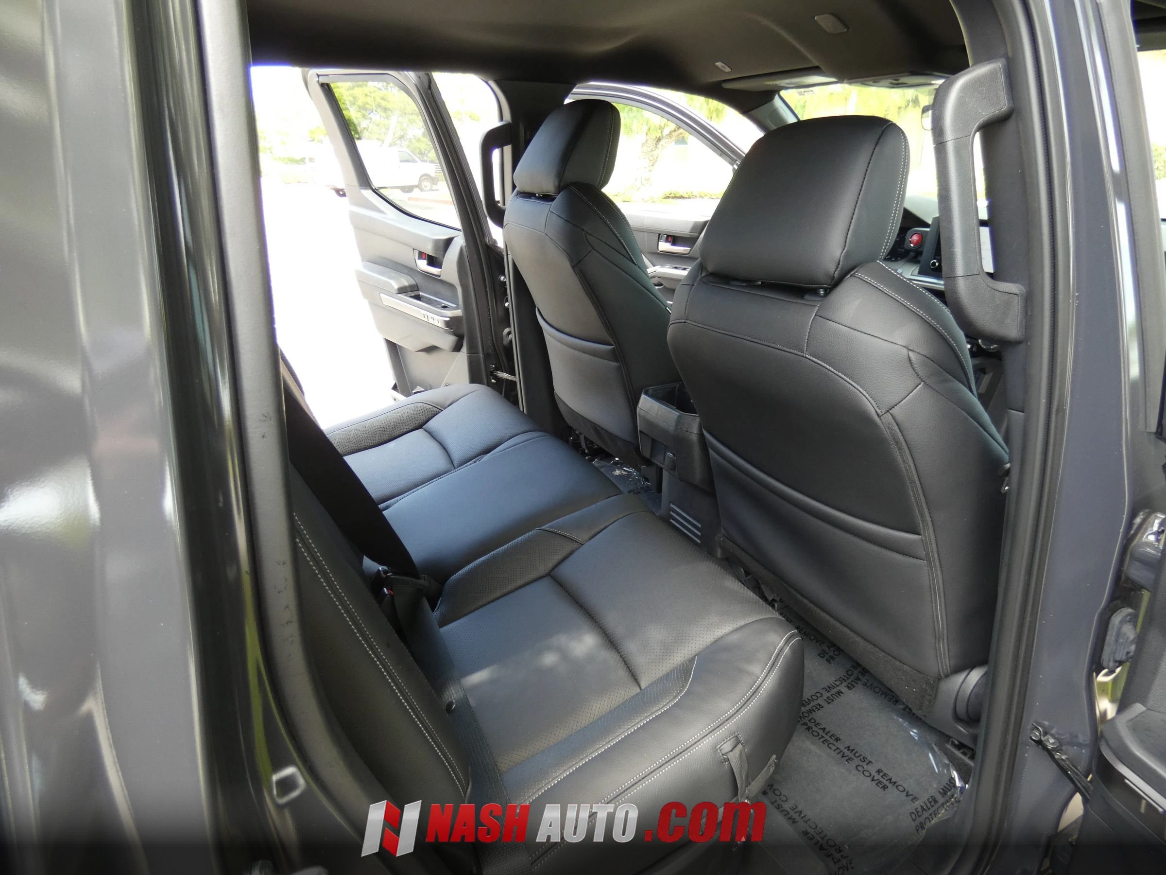 Used 2025 Toyota Tacoma TRD Sport AWD/4WD image 34