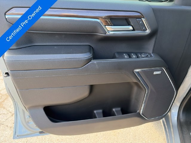 Used 2024 Chevrolet Silverado 1500 LT Trail Boss w/ LT Trail Boss Premium Package AWD/4WD image 12