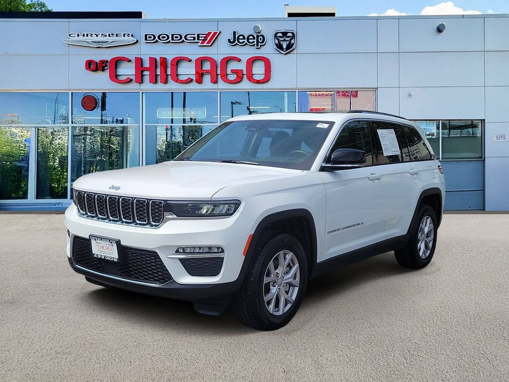 Certified 2022 Jeep Grand Cherokee Limited w/ Trailer Tow Prep Group (B) AWD/4WD image 2