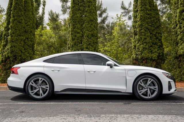 Used 2022 Audi e-tron GT Premium Plus AWD/4WD image 11