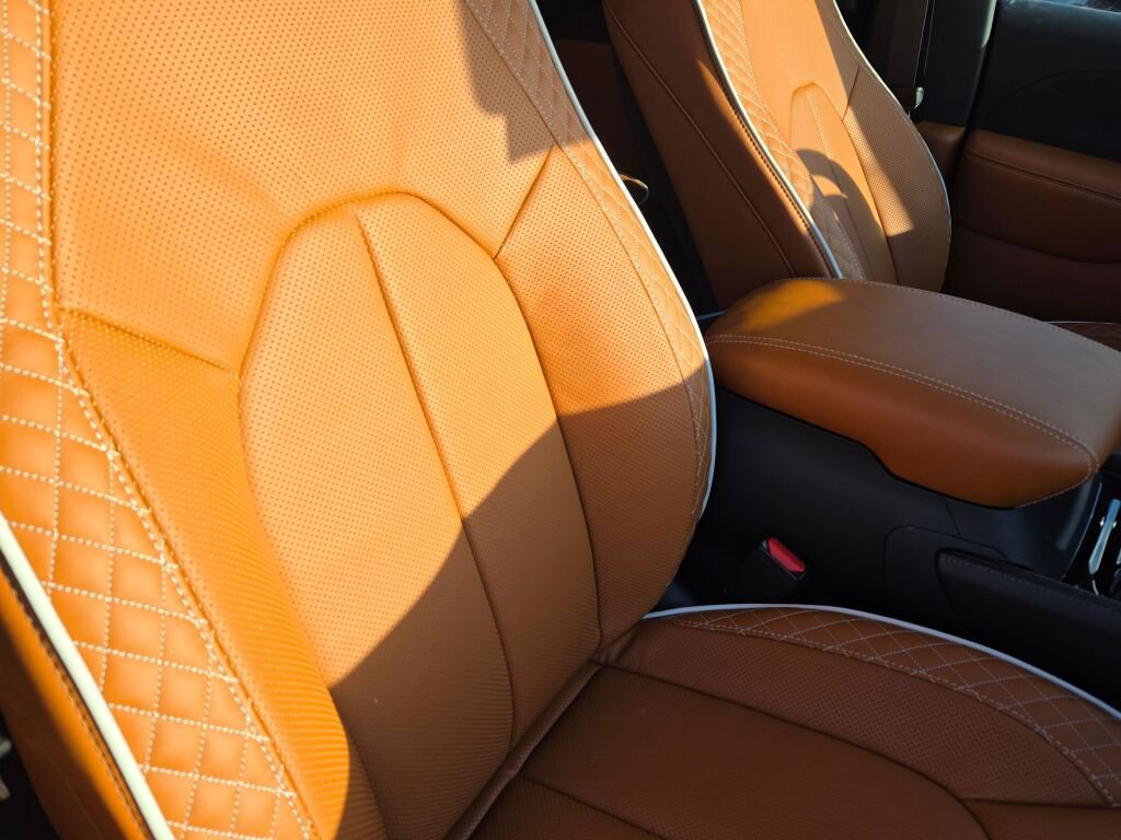 New 2026 Chrysler Pacifica Pinnacle AWD/4WD image 8