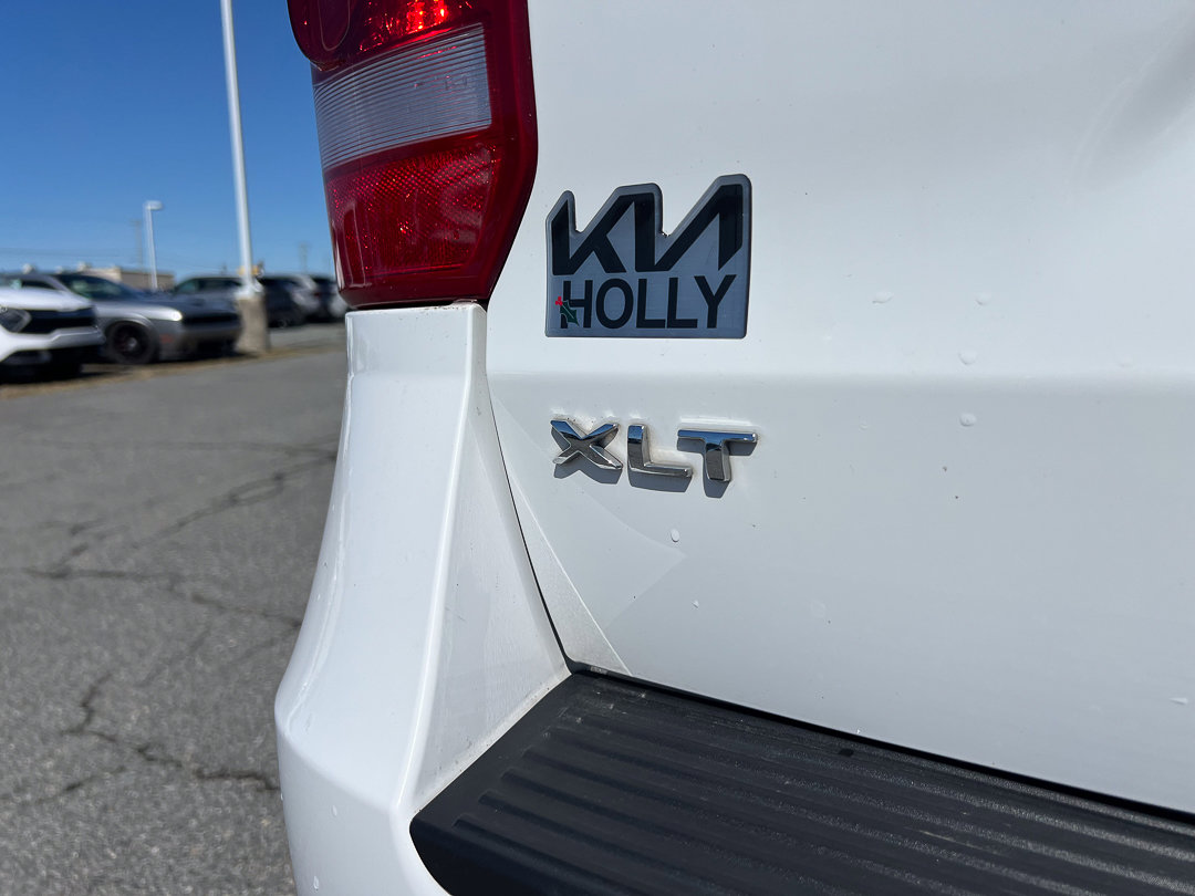 Used 2020 Ford Expedition XLT w/ Equipment Group 202A AWD/4WD image 5