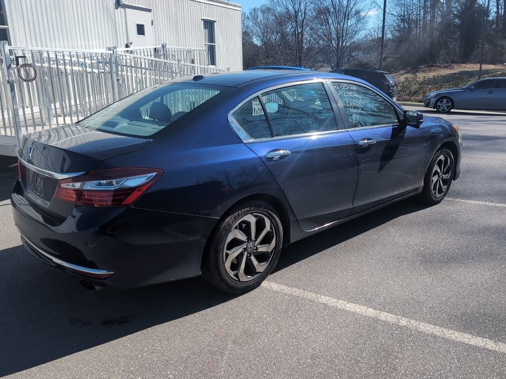 Used 2017 Honda Accord EX-L image 8