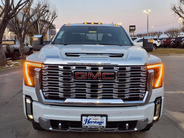 New 2026 GMC Sierra 3500 Denali w/ Denali Reserve Package image 25