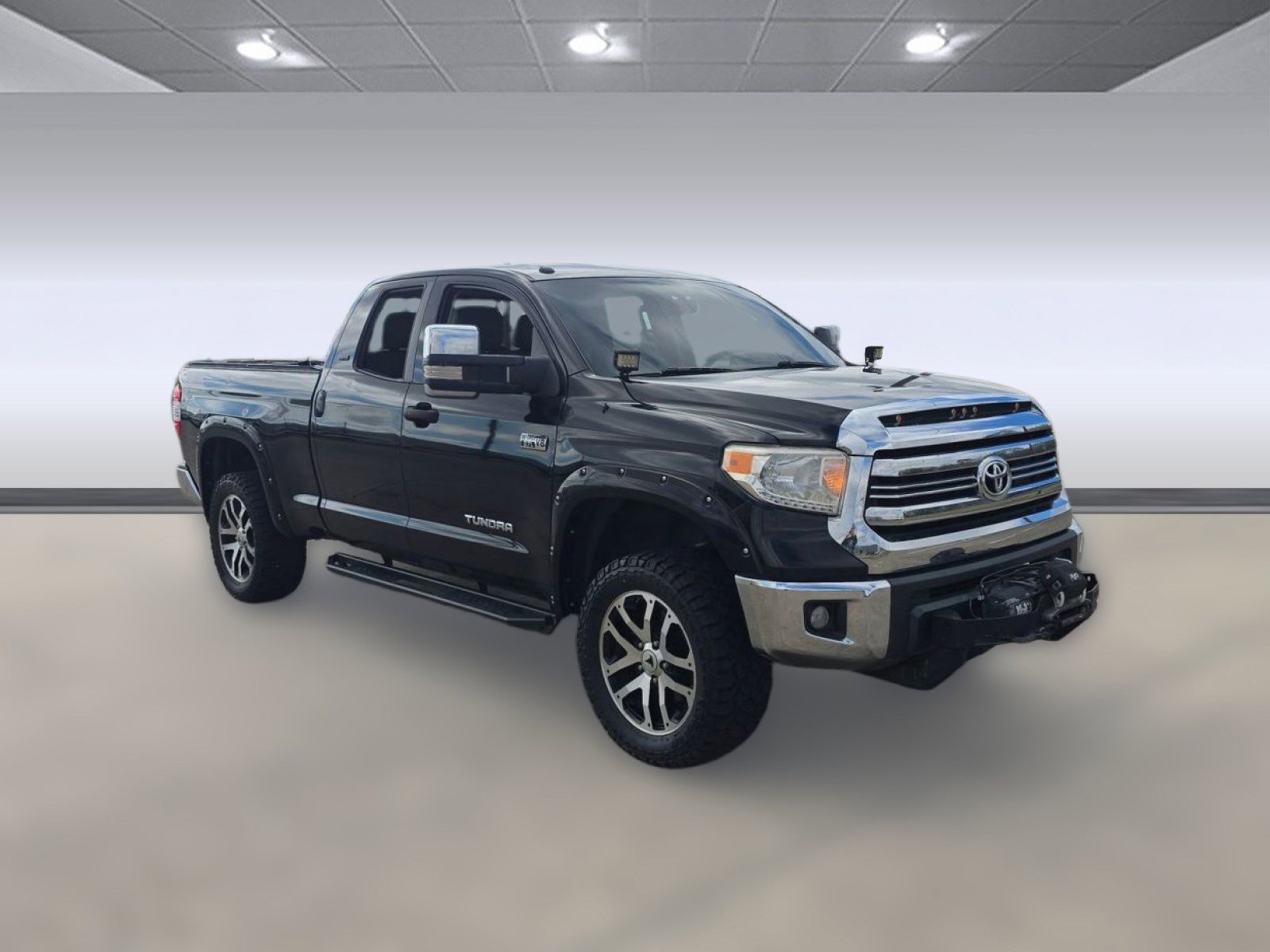 Used 2017 Toyota Tundra SR5 w/ SR5 Upgrade Package image 7