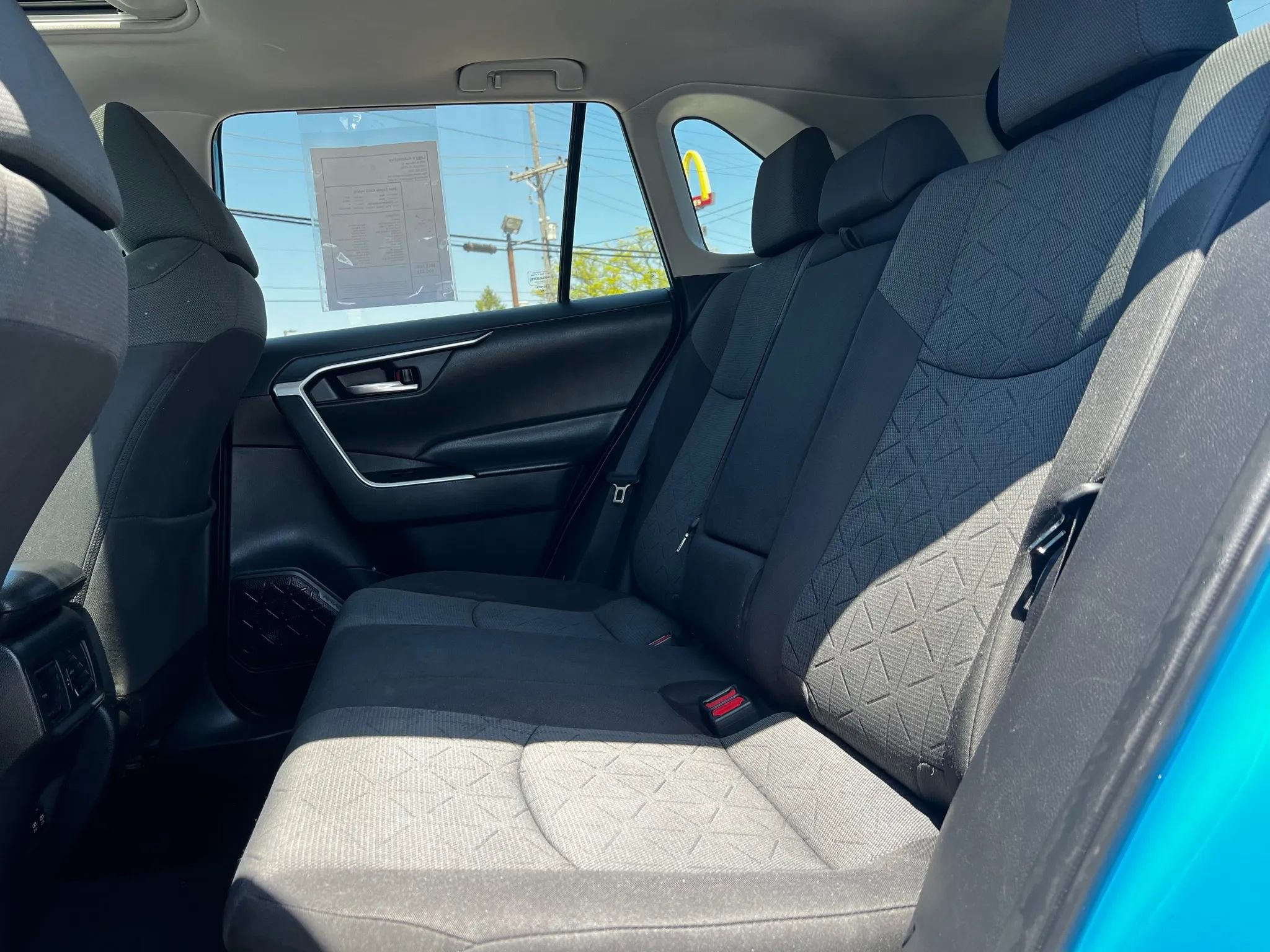 Used 2020 Toyota RAV4 XLE w/ Convenience Package image 11