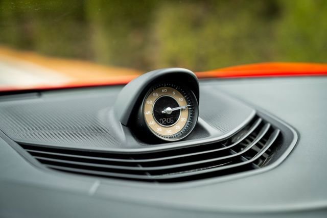 Used 2020 Porsche Taycan Turbo image 37