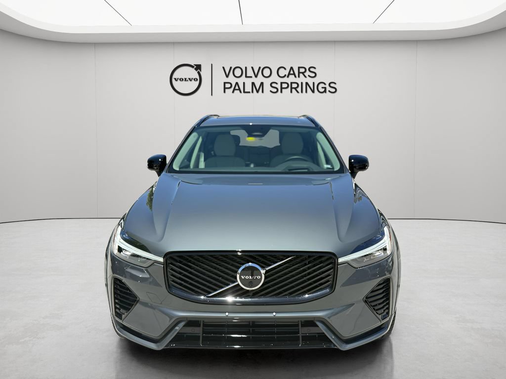 Used 2026 Volvo XC60 T8 Ultra AWD/4WD image 2