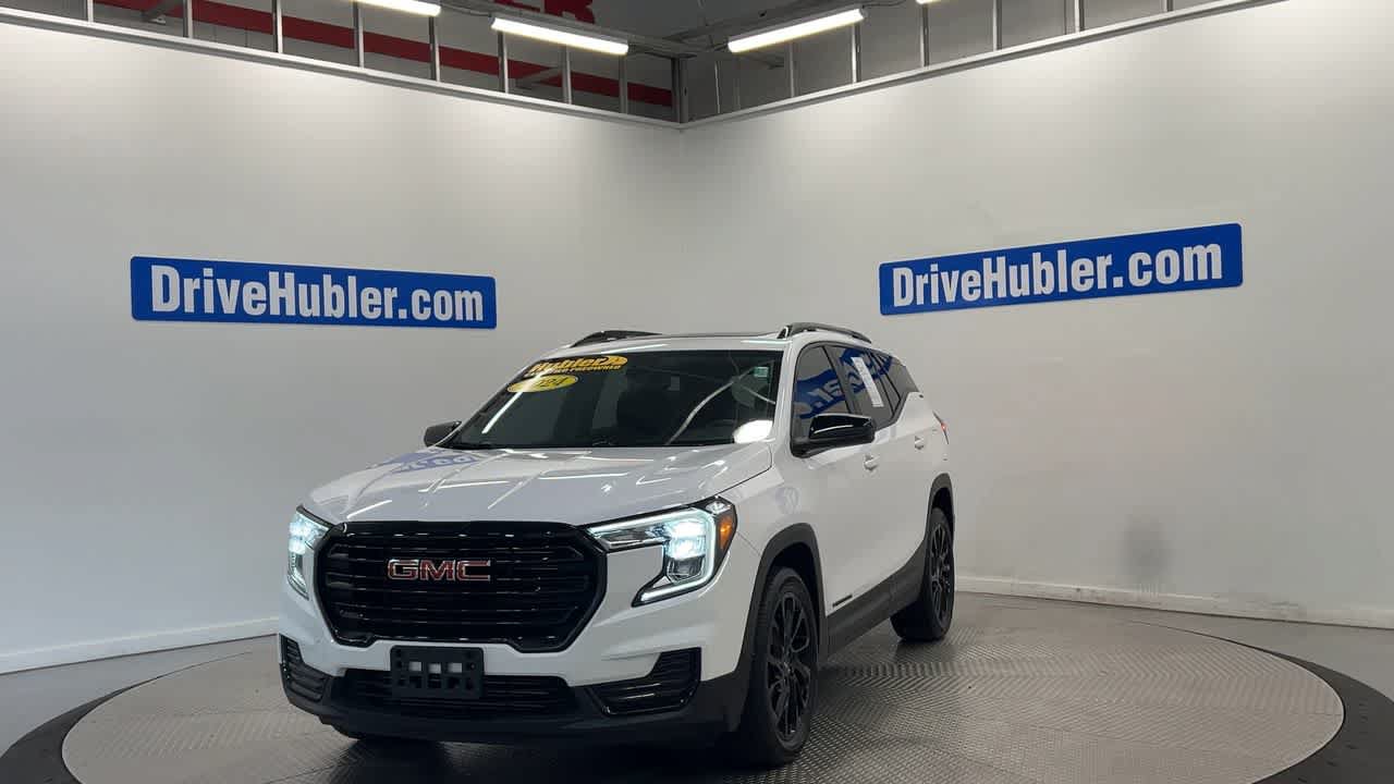 Used 2024 GMC Terrain SLE w/ Driver Convenience Package FWD image 6