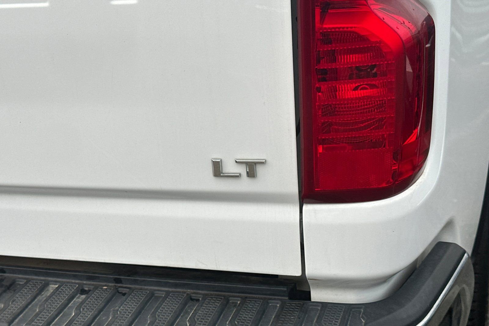 Used 2023 Chevrolet Silverado 2500 LT image 6