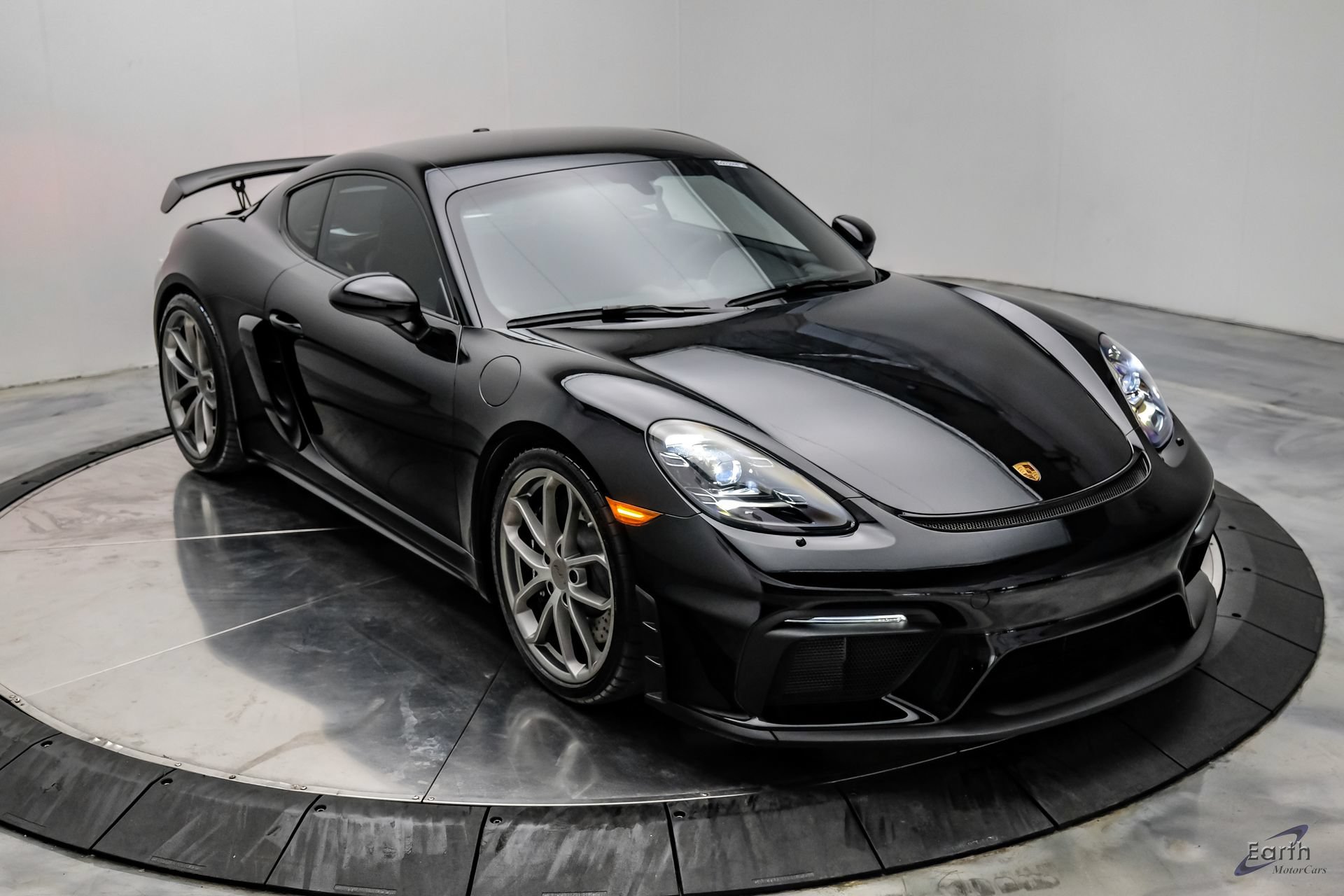 Used 2023 Porsche 718 Cayman GT4 RWD image 29