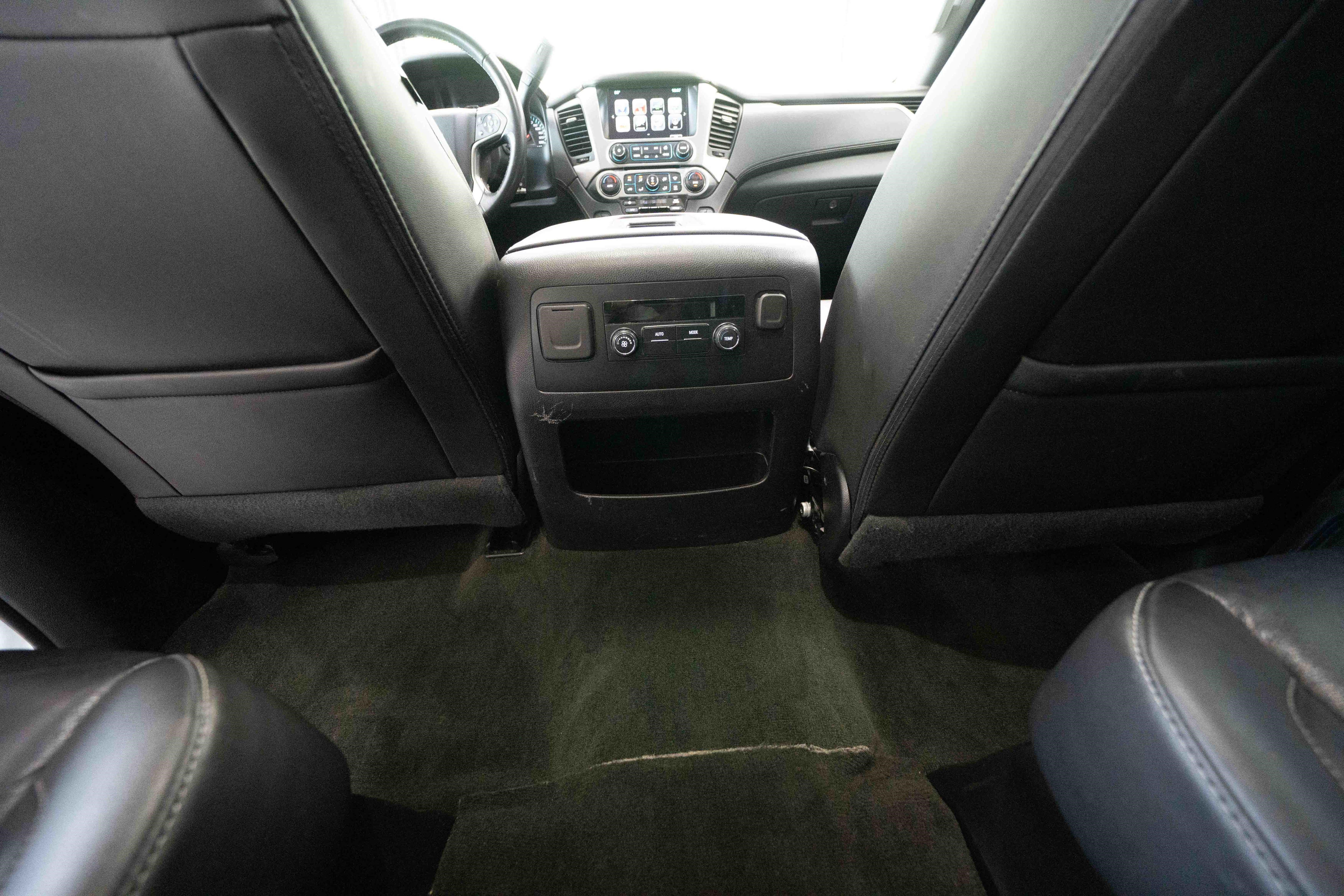 Used 2018 Chevrolet Suburban LT AWD/4WD image 22
