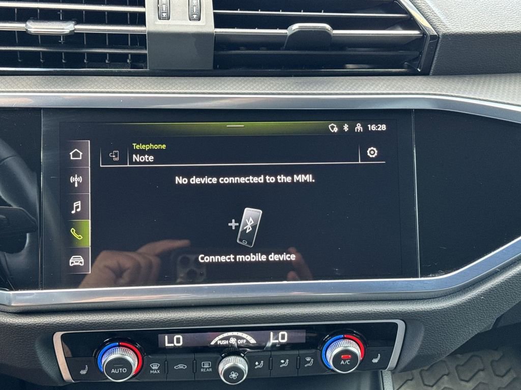 Used 2023 Audi Q3 2.0T Premium Plus image 22